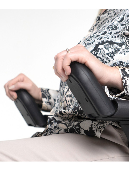 Mesh Office Chair Black Poise Mesh Executive Chair POI300K2-K - enlarged view